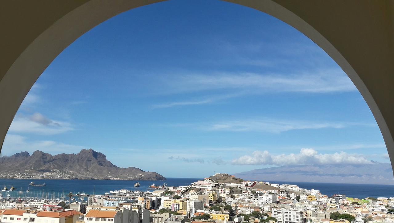 Bouganville Mindelo Exteriör bild